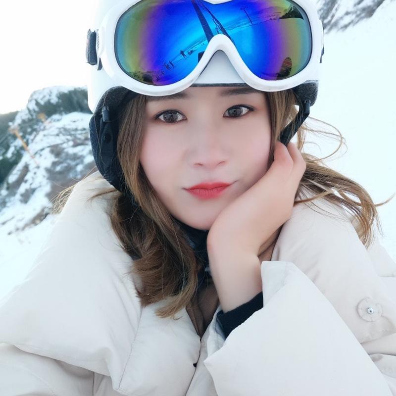 Ski goggles